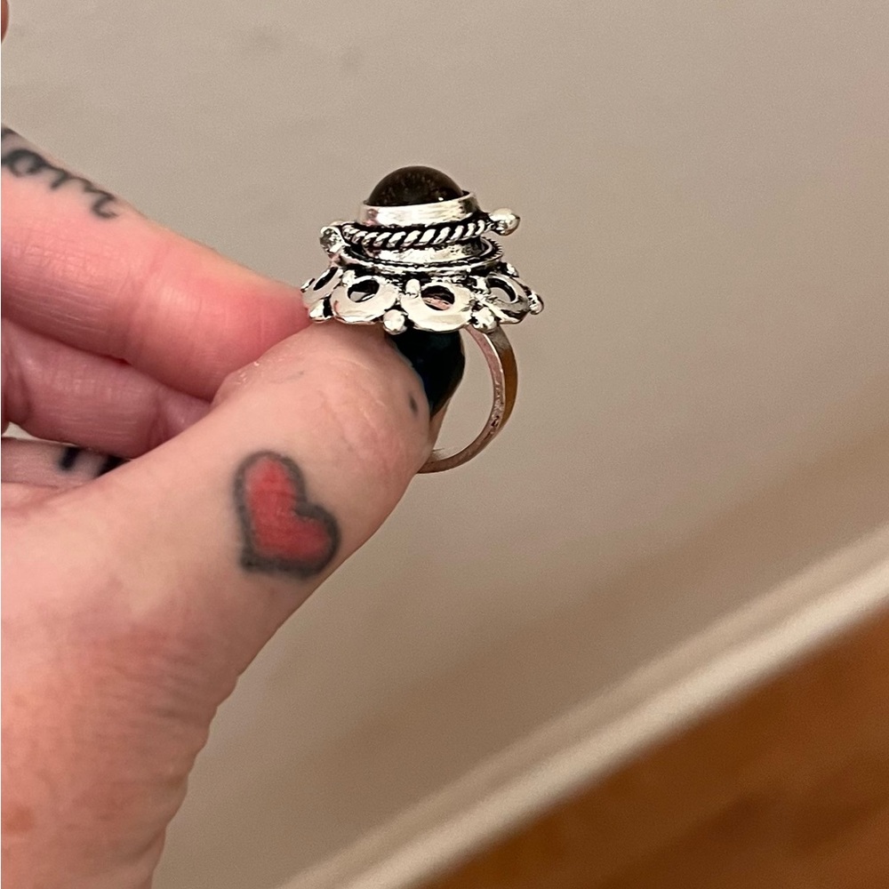 Sterling-Style Tiger's Eye Statement Ring - Brown Gemstone - Picture 4 of 4
